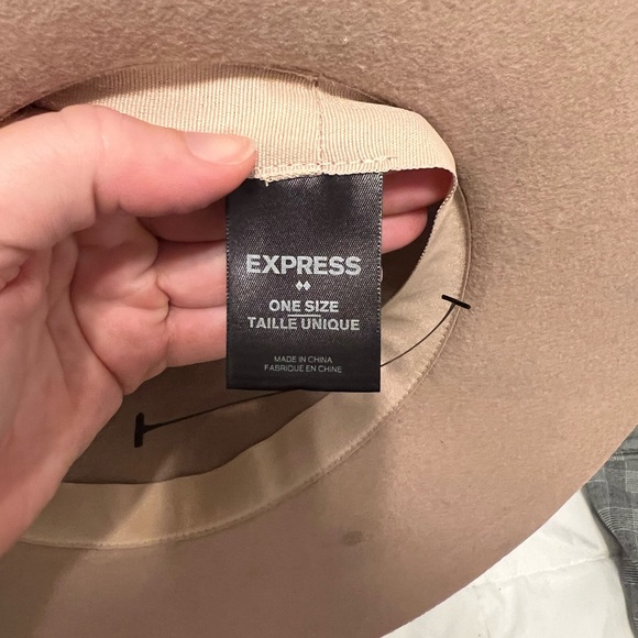 Express Tan Felt Hat with cream hat band - Picture 3 of 3